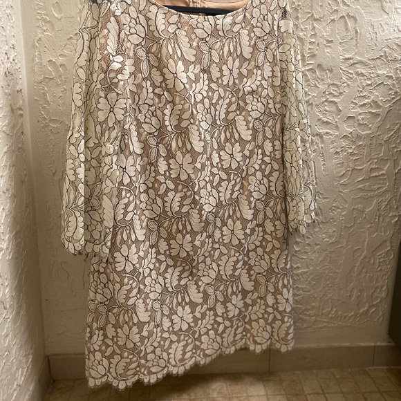 Dress - Picture 1 of 2